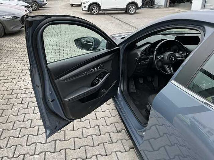 Mazda 3 e-SKYACTIV-X 2.0 M HYBRID SELECTION 186 PS