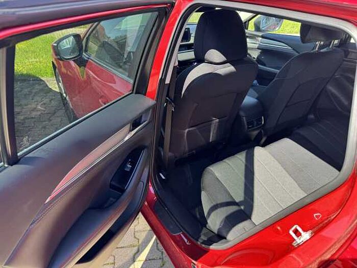 Mazda 6 Kombi SKYACTIV-G 145 Center-Line