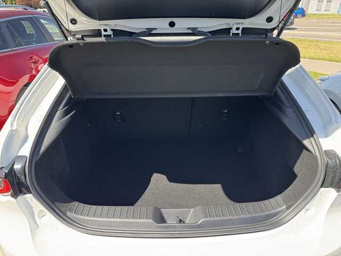 Mazda 3 e-SKYACTIV-G 2.0 SELECTION LEDER DESI-PREM-P