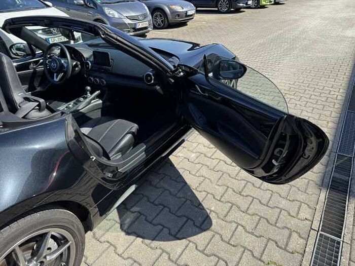 Mazda MX-5 ST SKYACTIV-G 1.5 Exclusive-Line